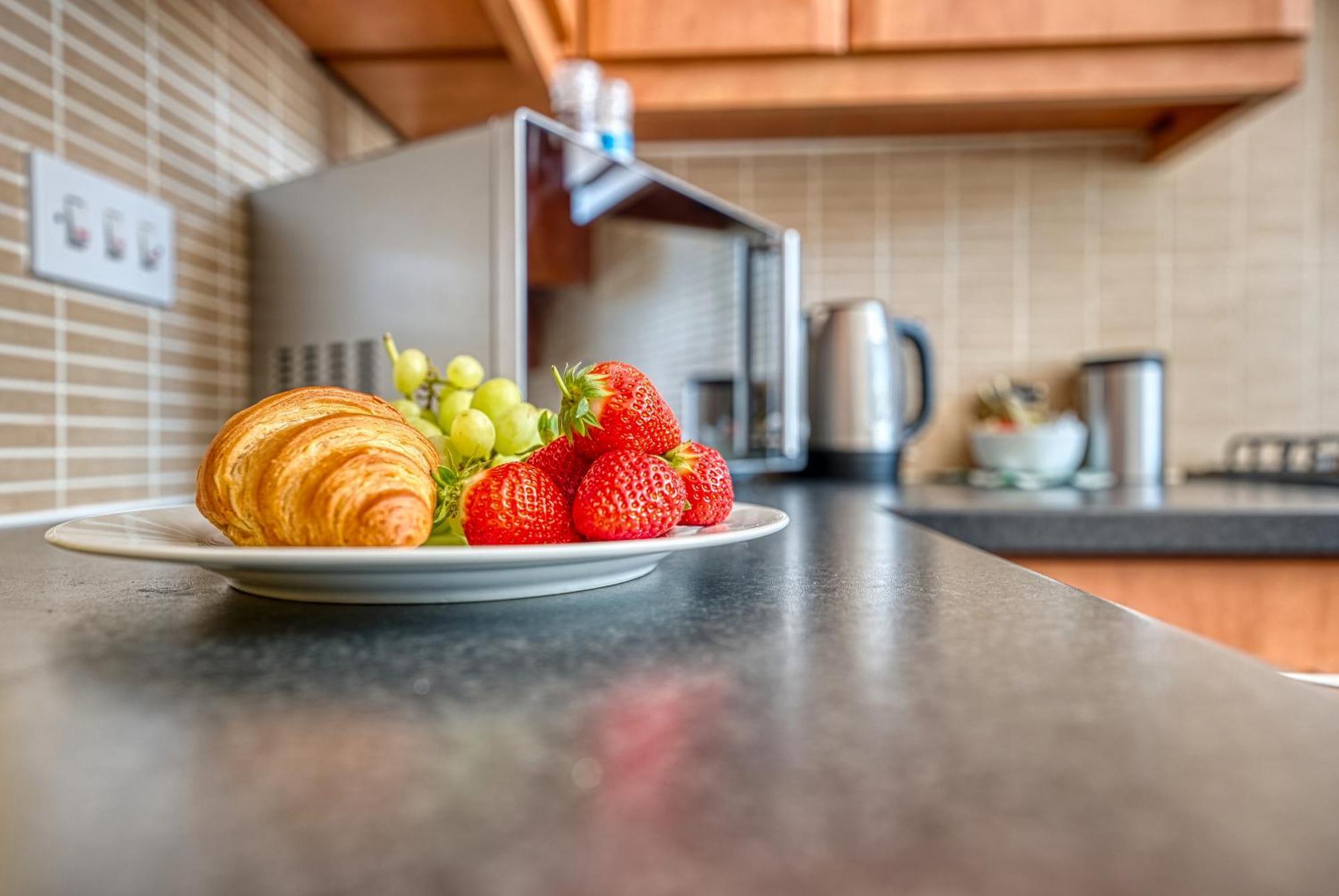 Nec Exhibitor Home, Stay Near Birmingham Airport Buitenkant foto